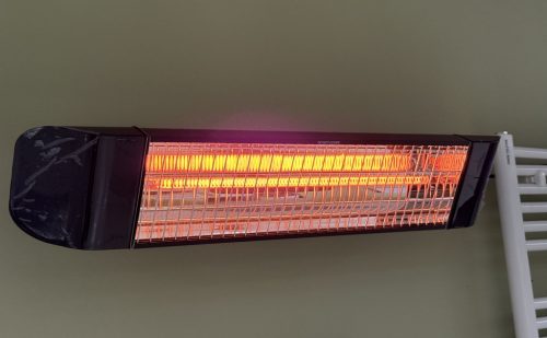 QHA-20WR Kültéri fűtőtest WiFi termosztáttal és mozgásérzékelővel