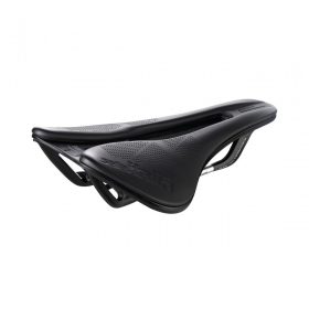   Selle Italia nyereg NOVUS BOOST EVO SUPERFLOW 145 mm L3 méret, FEC pálcás