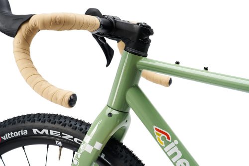 Cinelli Speciale Gravel disc gravel acél kerékpár, karbon villa, Shimano GRX 2x12