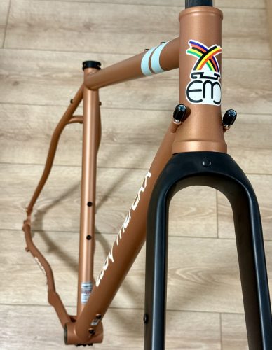 Eddy Merckx STRASBOURG ST.  Columbus acélváz+karbon villa (réz matt)